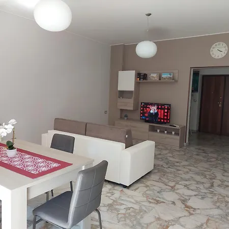 Appartamento Centrale ليدو دي أوستيا