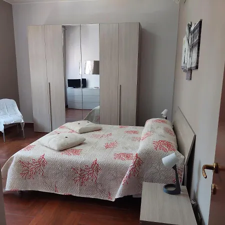 Apartment Appartamento Centrale Lido di Ostia